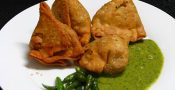 500px-Samosachutney